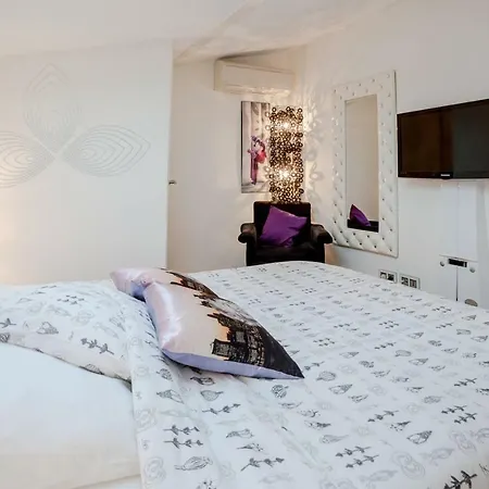 Elegante Appartmento Nel Quadrato D'oro A St Tropez Apartment