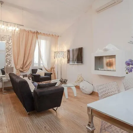 Apartamento Elegante Appartmento Nel Quadrato D'oro A St Tropez